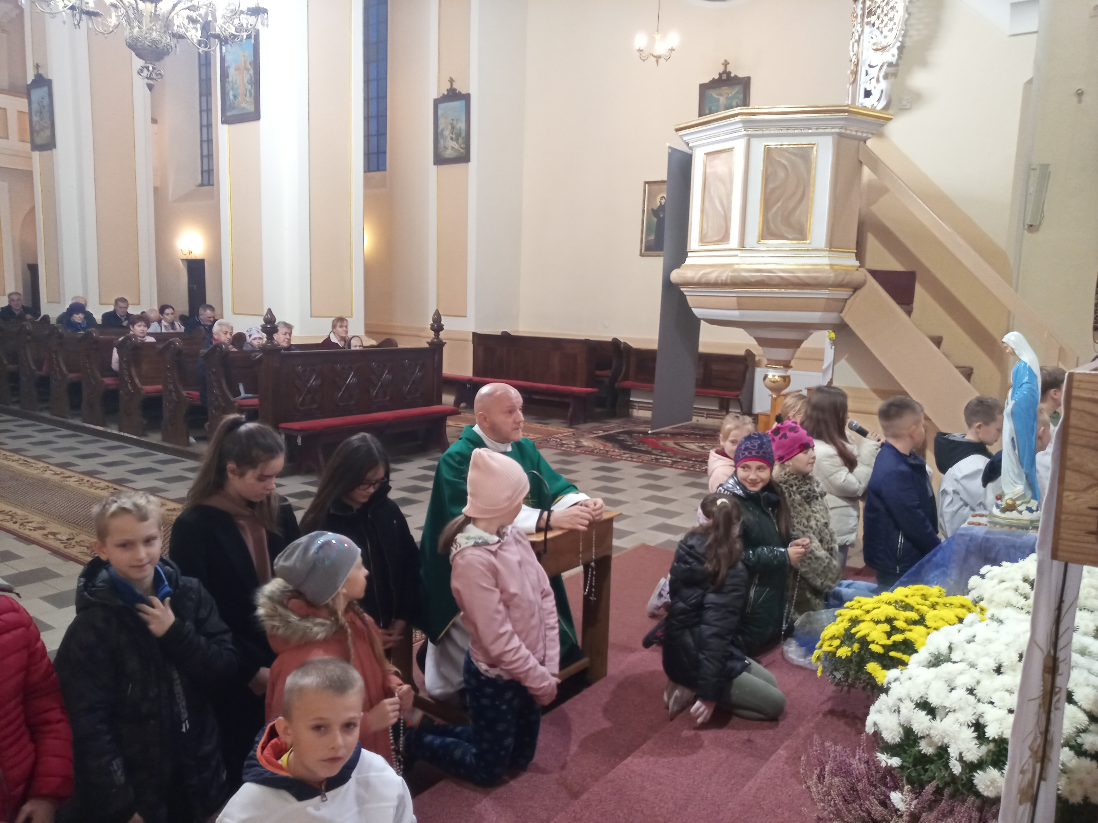Nabożeństwa różańcowe 2022